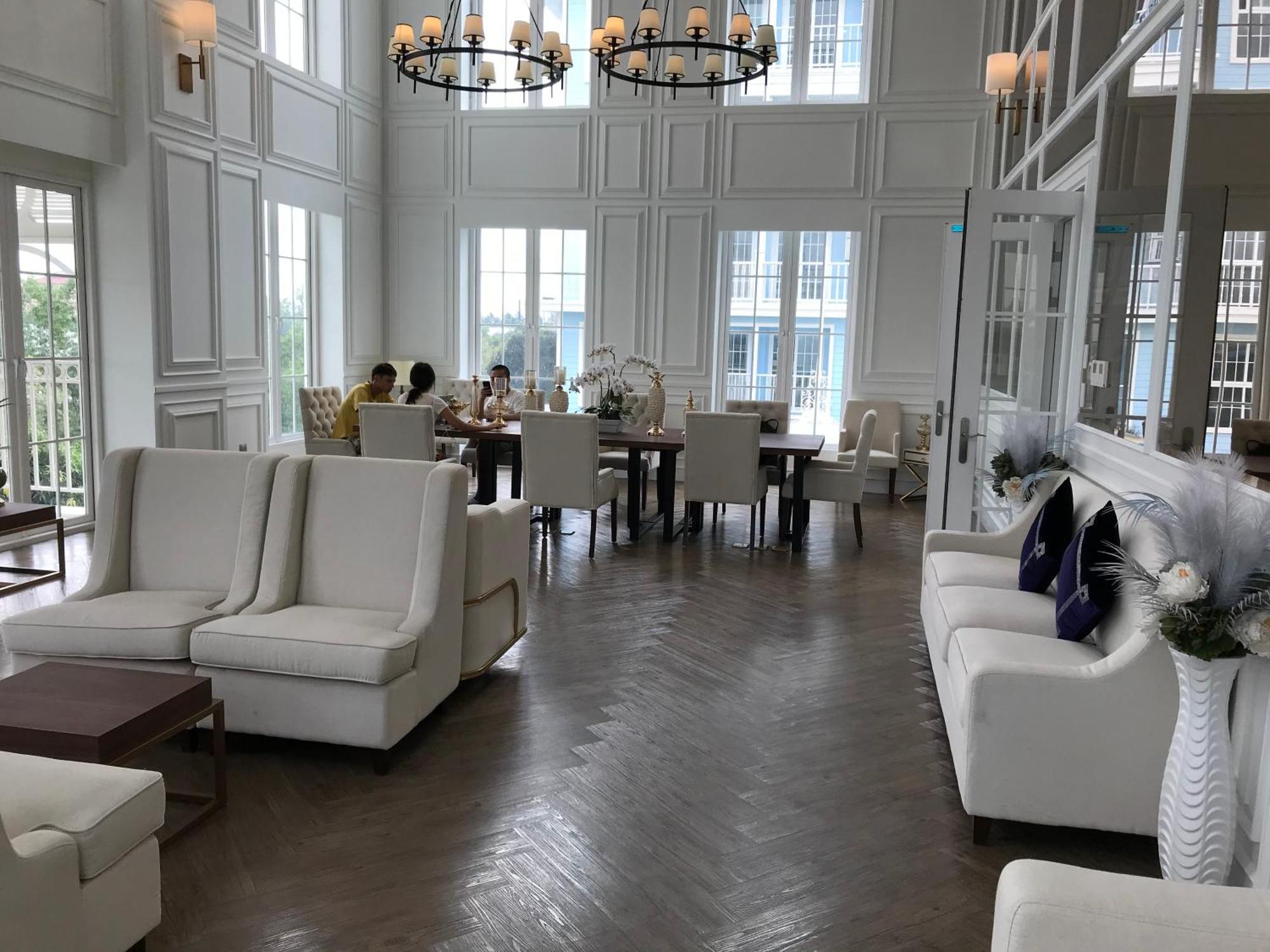 Grand Florida芭提雅带免费游泳池温泉和健身房和办公区水上花园公寓e208 나 좀티엔 외부 사진