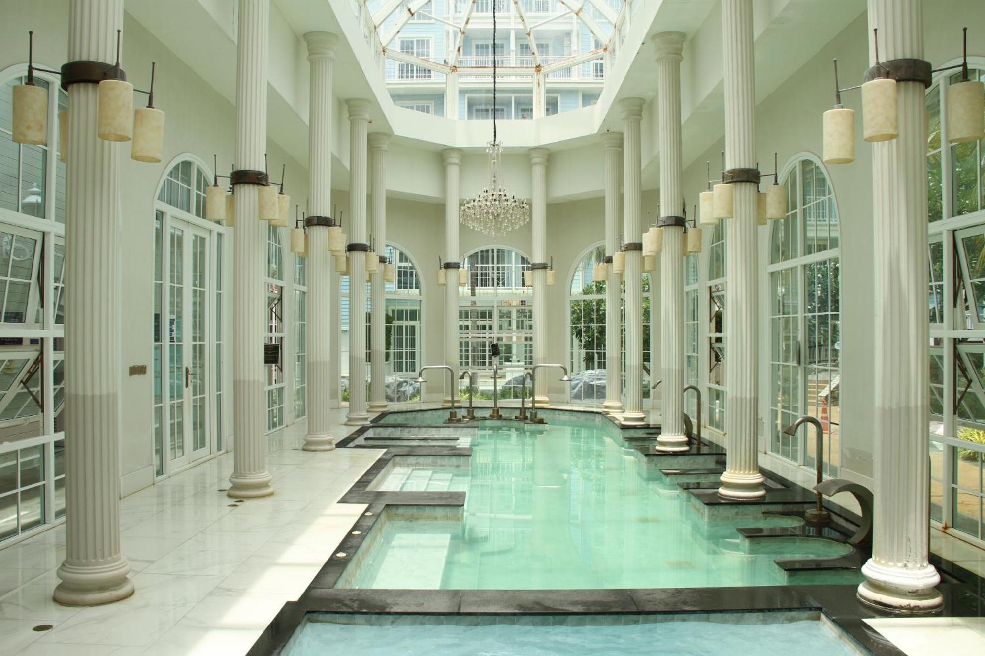 Grand Florida芭提雅带免费游泳池温泉和健身房和办公区水上花园公寓e208 나 좀티엔 외부 사진